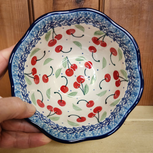 Bowl ~ Wavy Edge ~ 5.75" 2715X ~ Cherry Pie