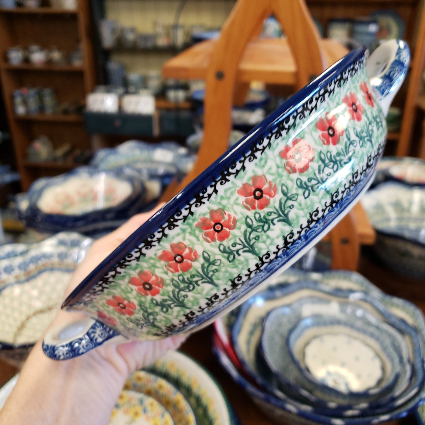 Baker~ Round w/ Handles ~ 8" 419~1916 ~ Marachino Cherries PF0323